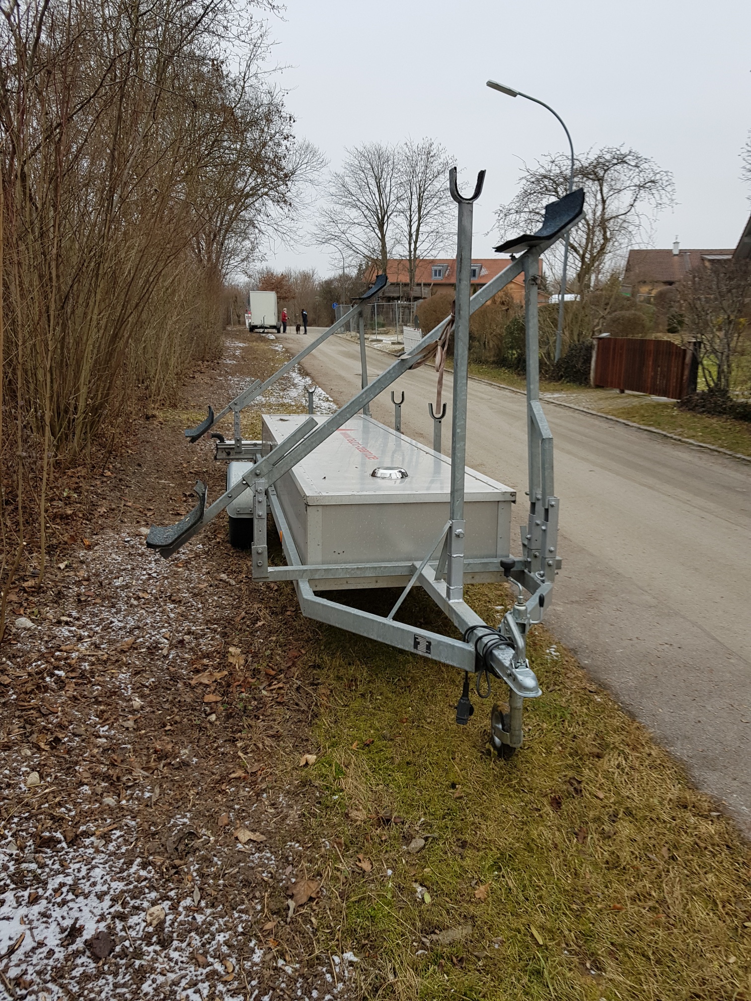 Vermietung von Katamarantrailer